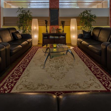 Sportsarea Grimming Bed & Breakfast Niederoblarn Exterior photo
