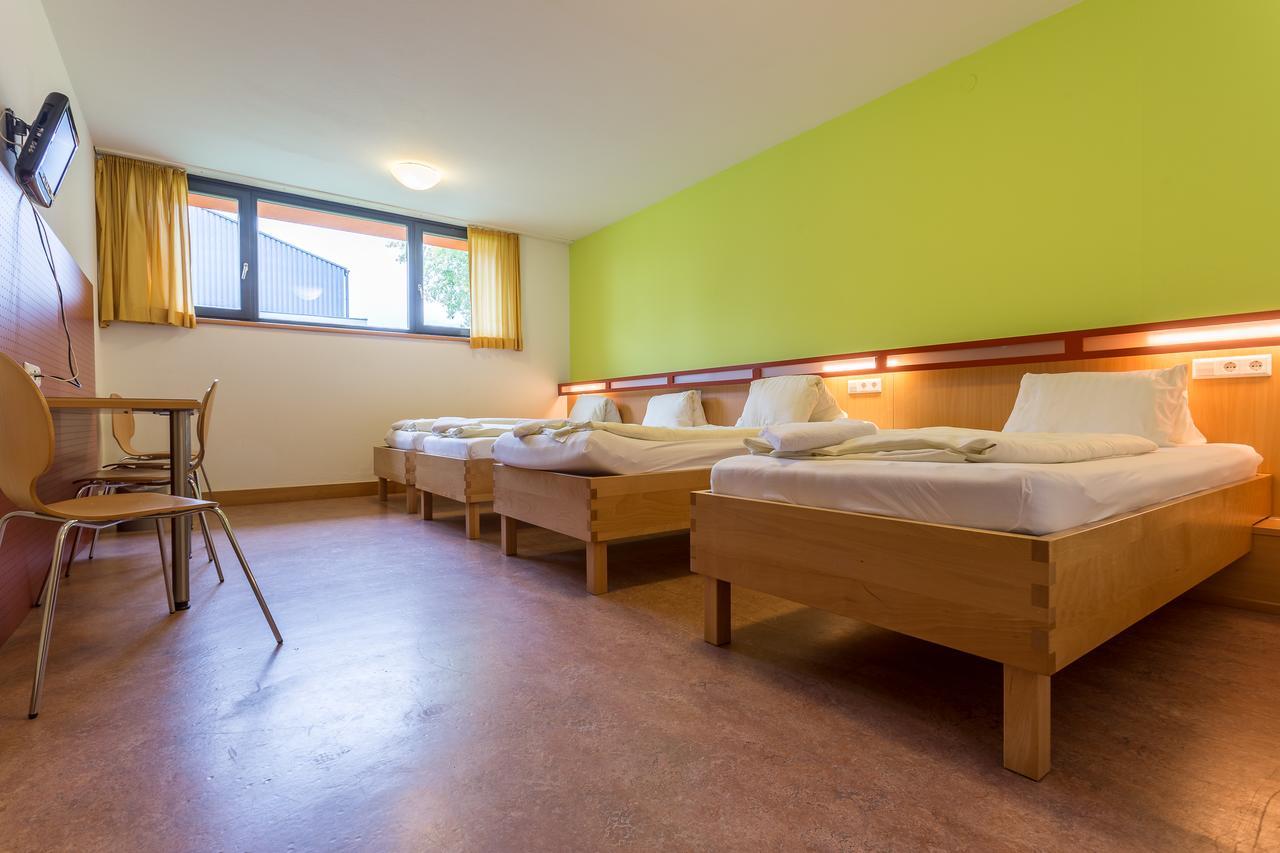 Sportsarea Grimming Bed & Breakfast Niederoblarn Exterior photo